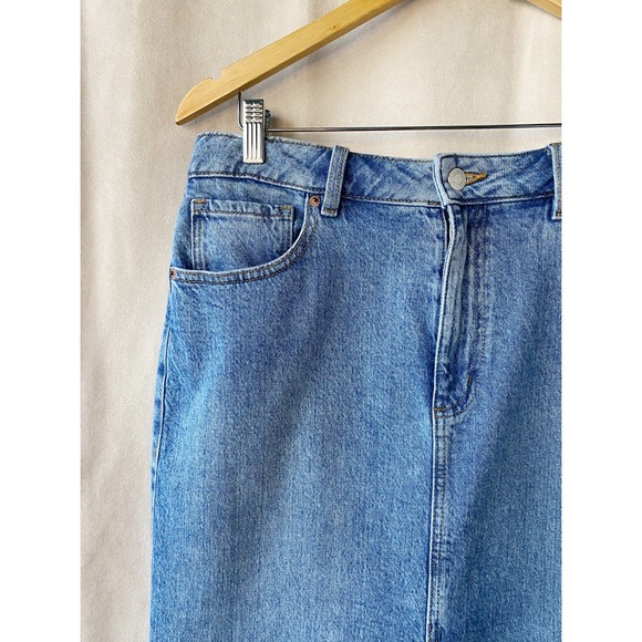 Dynamite Light/Mid Denim Wash Slit Pencil Skirt - Picture 3 of 6